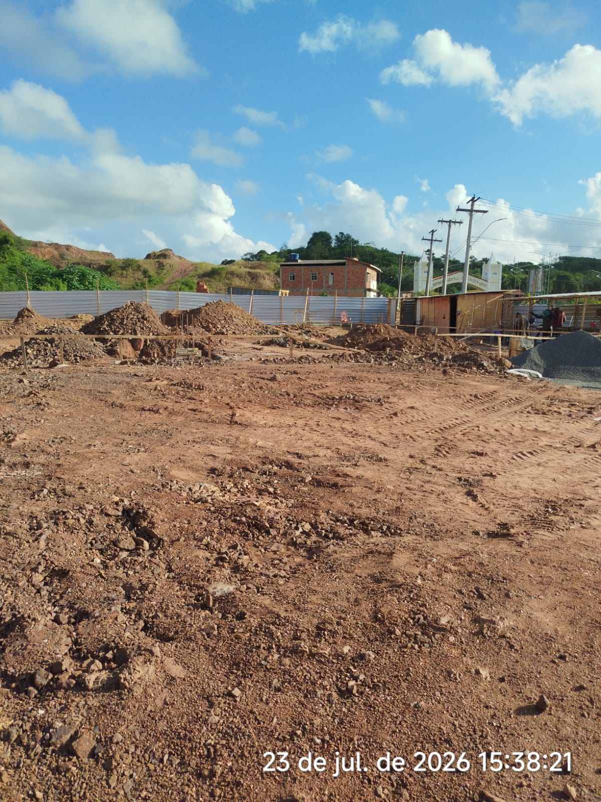 Locação de fundação e movimentação de terra da Central de Abastecimento de Maragogipe